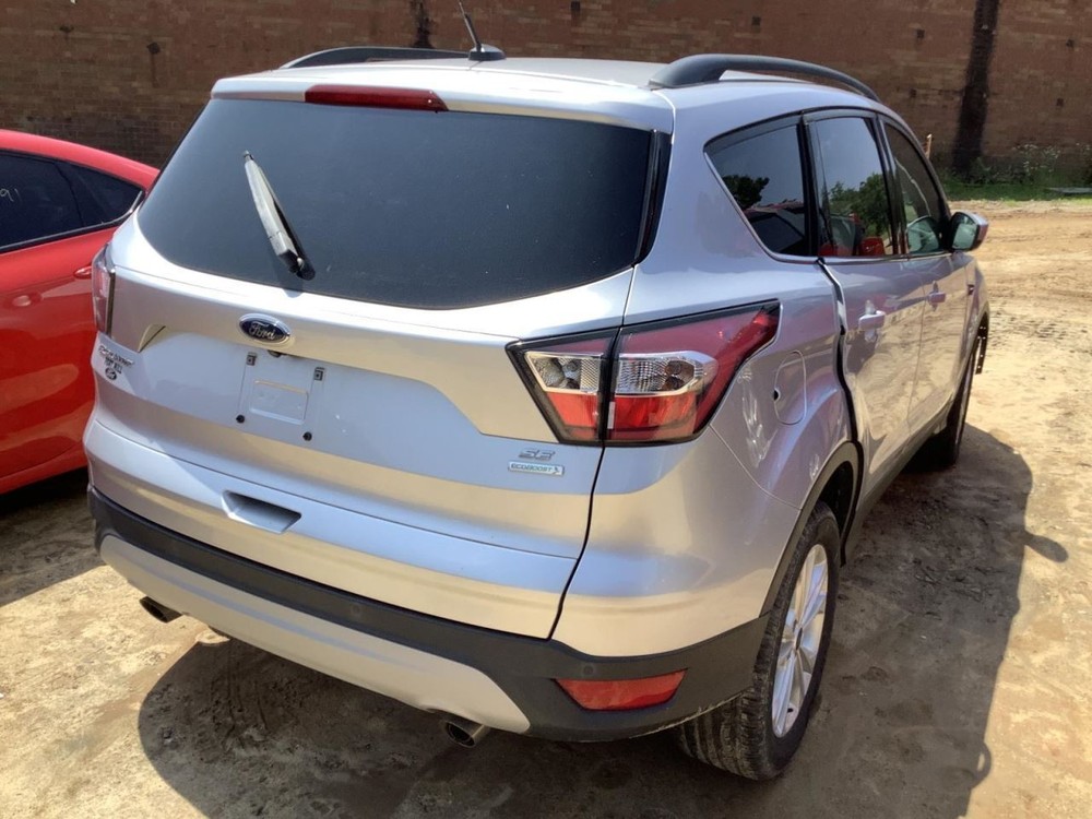 Fuse Box Engine Fits 17 ESCAPE 4674187