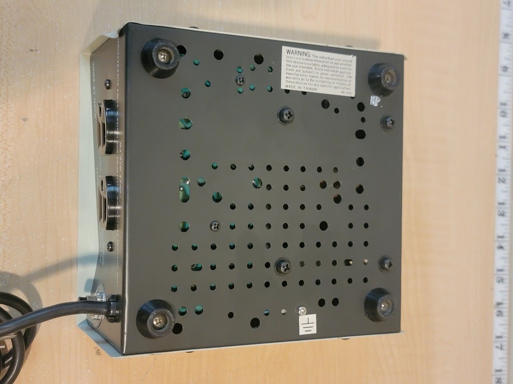 Tripp Lite, Line Stabilizer / Conditioner, Low Voltage Regulator, Model: LS-600b