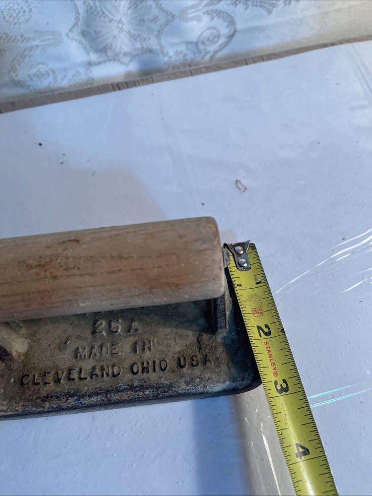 Milescraft Concrete Edger