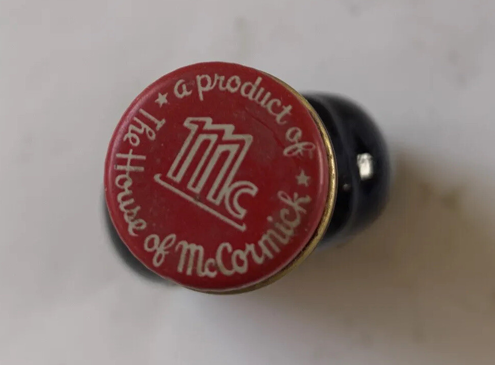 Vintage McCormick Imitation Strawberry Extract 1973 Full
