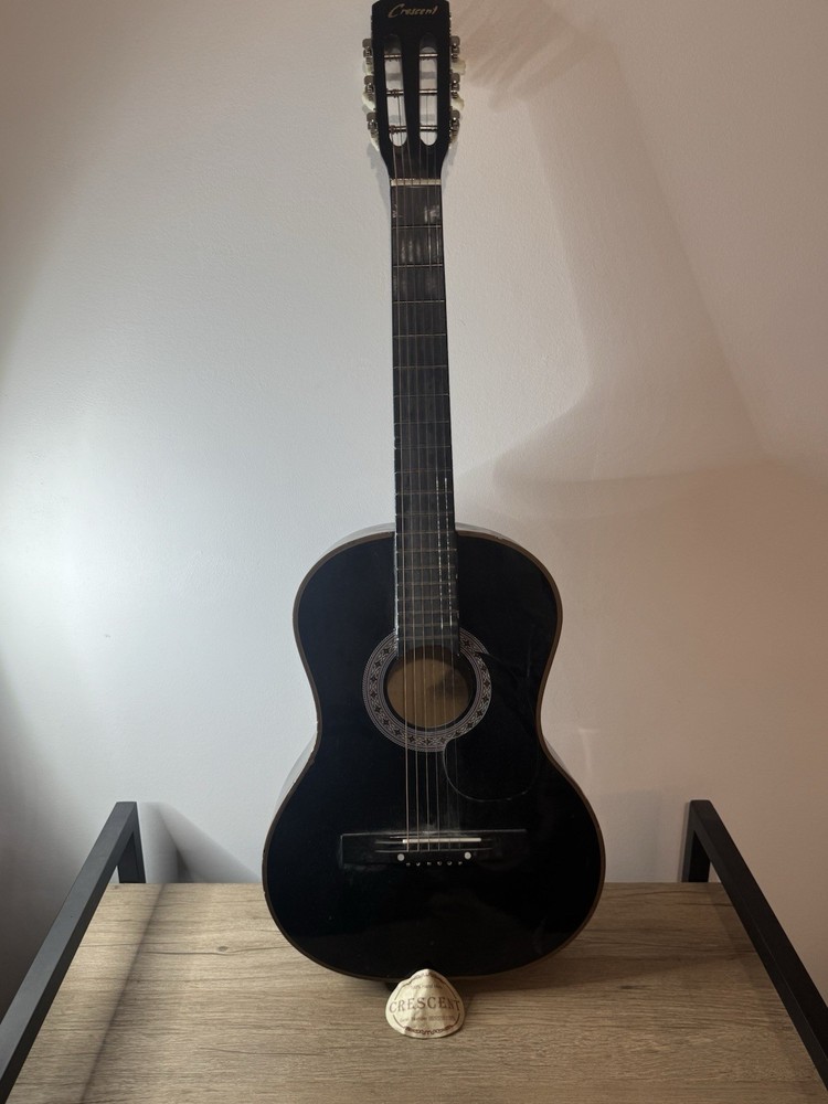Crescent Classical Guitar 6 String Standard Black