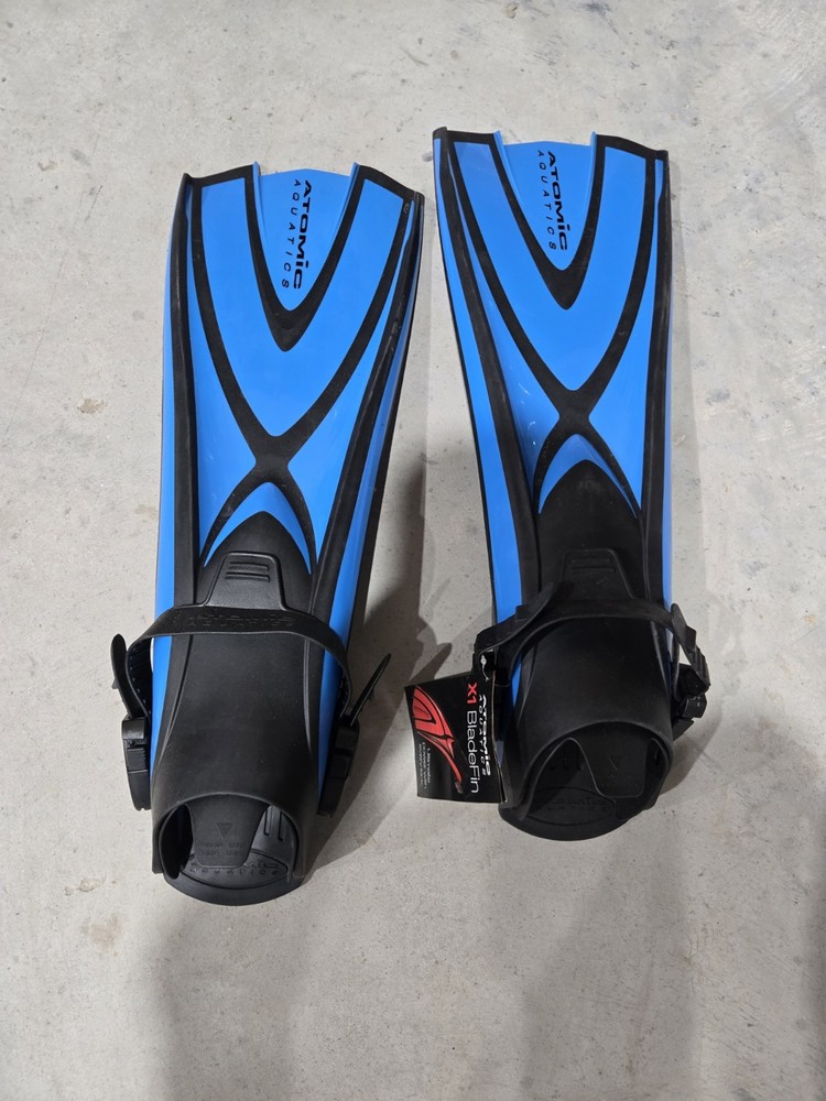 Atomic Aquatics Blade Find XL
