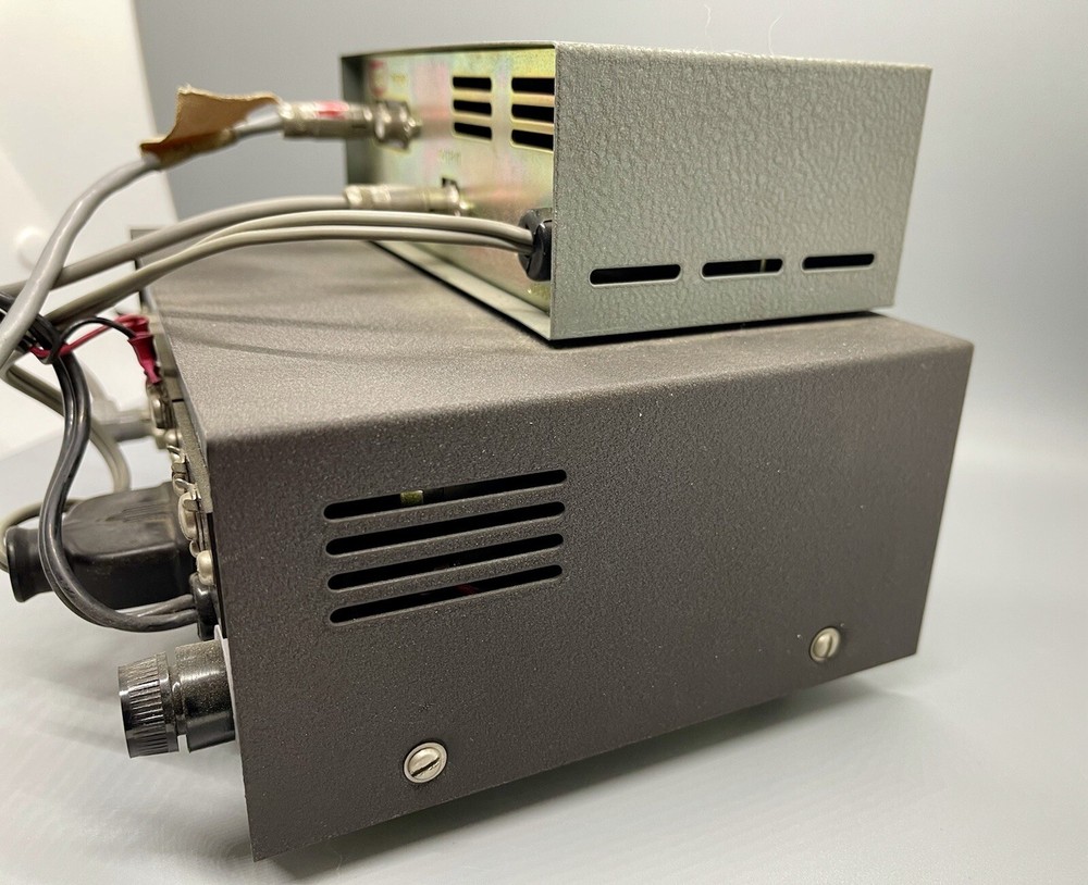 CLARICON SOLID STATE STEREOPHONIC AMPLIFIER MODEL 36-105 & Model 36-180