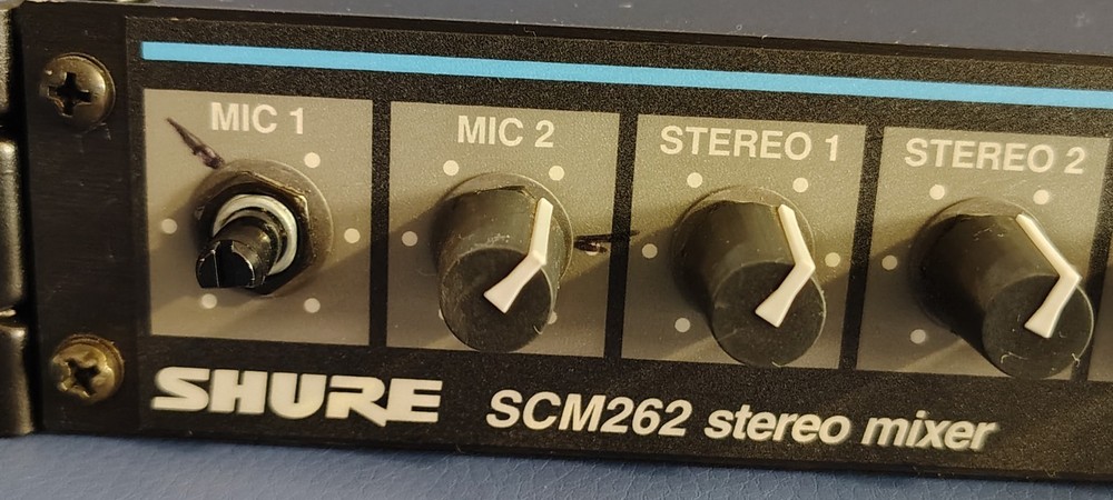 Shure SCM262 Stereo Microphone Mixer