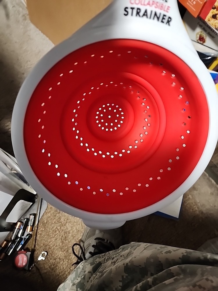 Pop N Store Collapsible Strainer Red; SILICONE COLLAPSIBLE STRAINER 16" L; 8"D