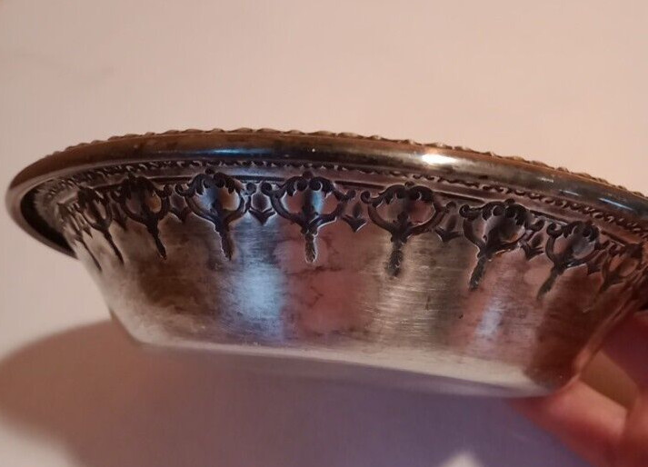 Vintage Reed & Barton Silver Plate 1302 Bowl