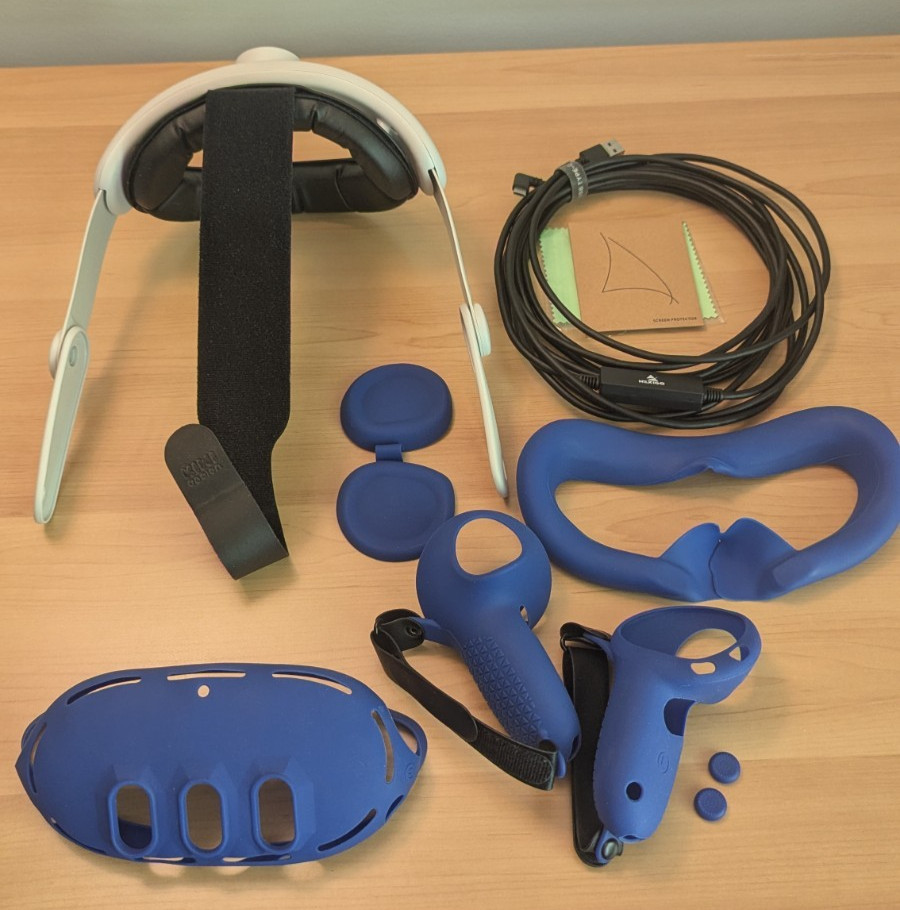 Meta Quest 3 accessories bundle: Improved head strap, silicone covers, USB cable