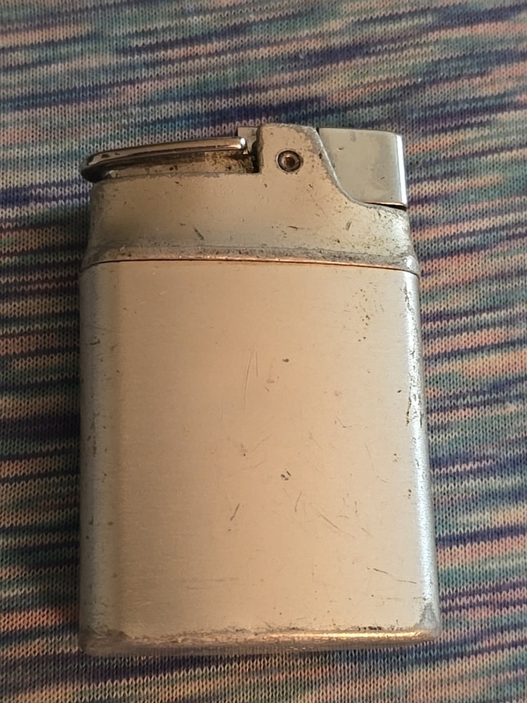 Vintage Ronson Pioneer Lighter