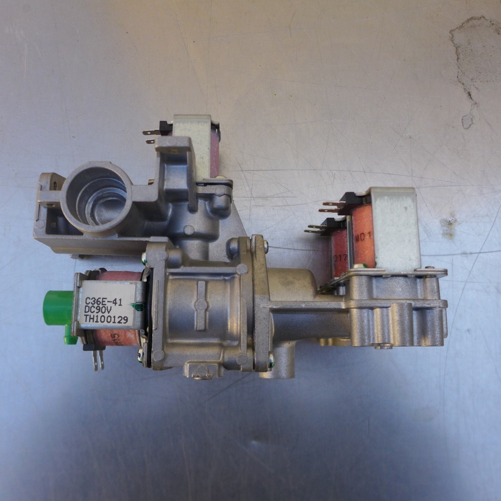 B93 RINNAI TANKLESS WATER HEATER GAS VALVE C36E-41DC 90V NEW FREE SHIPPING