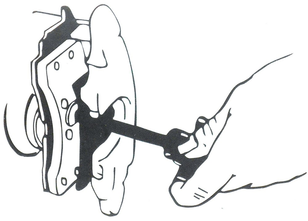 DISC BRAKE PAD SPREADER INSTALLATION CALIPER PISTON COMPRESSOR STEEL PRESS TOOL