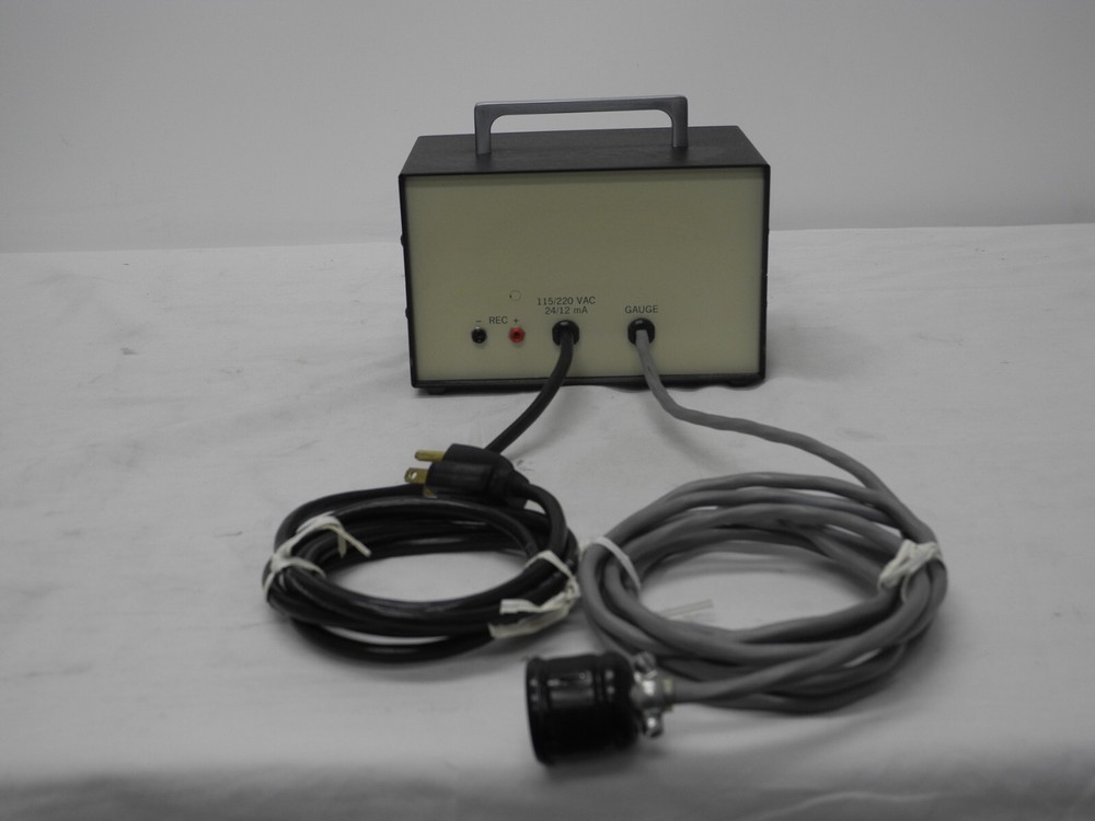 WELCH VACUUM CONTROLLER USING 1515A GAUGE TUBE