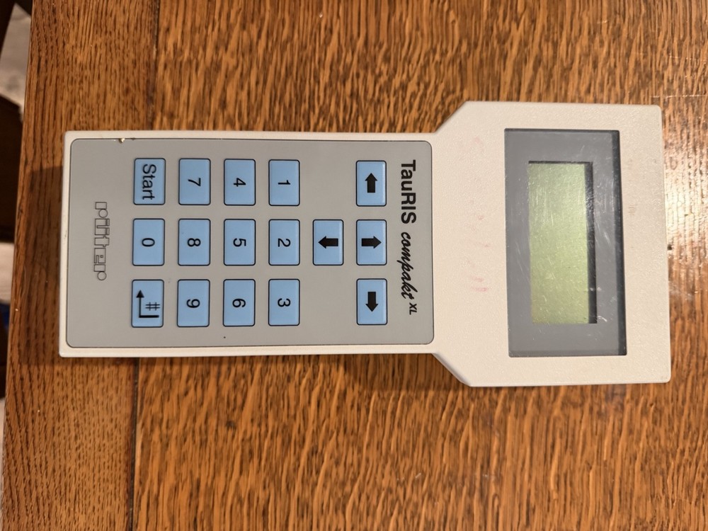 Tauris Compakt XL Racing Pideon Clock