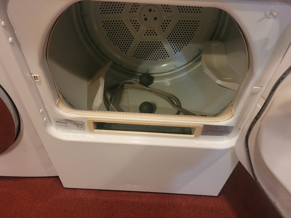 WASHER. DRYER AND RANGE