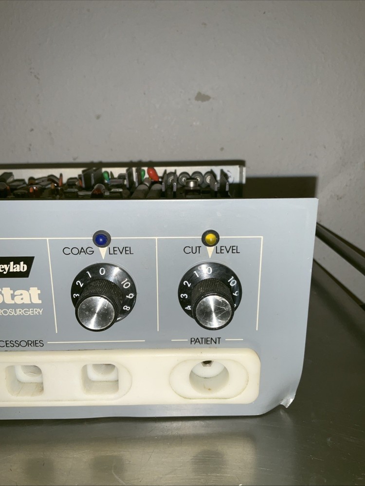 Valleylab SurgiStat Solid State Electrosurgery Unit For Parts