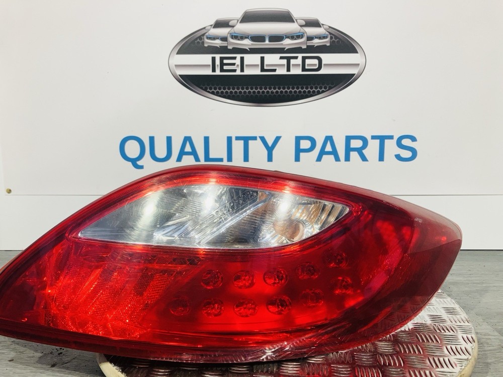 2007-2013 Mazda 2 MK3 Right Rear Tail Light D65151150