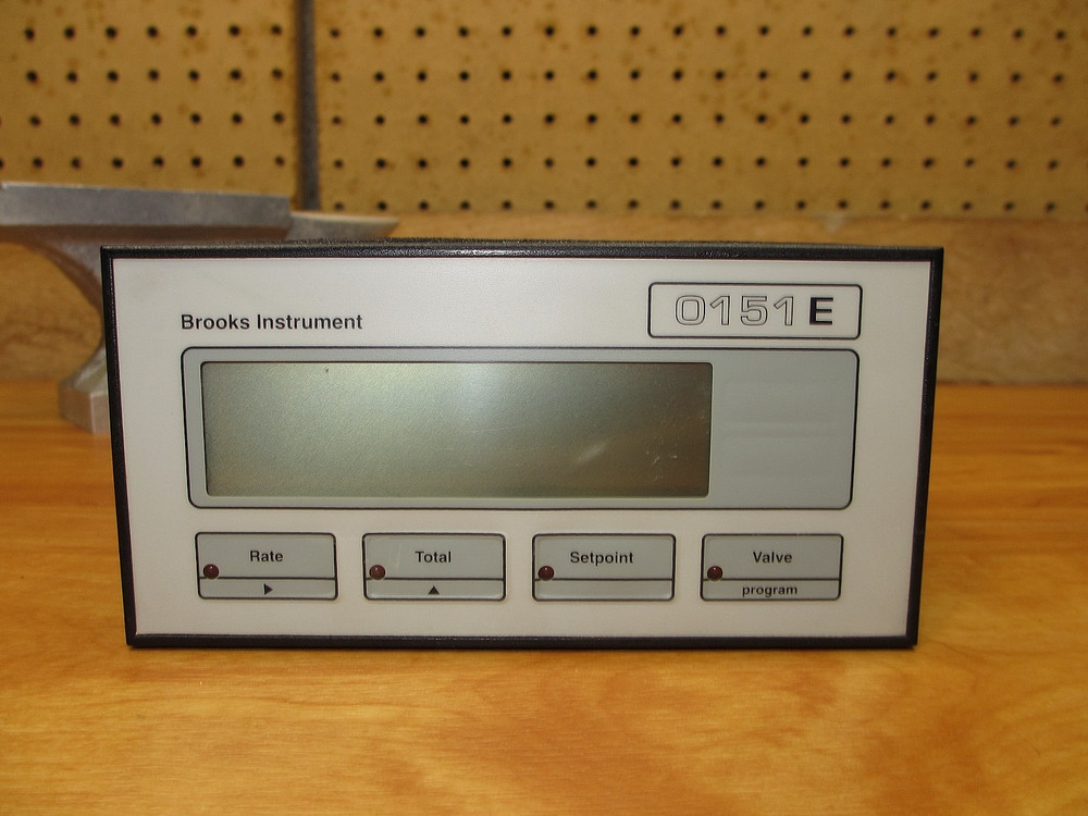 Brooks Instrument 0151AAE2A11A *USED POWERS UP* Flow Computer 0151E