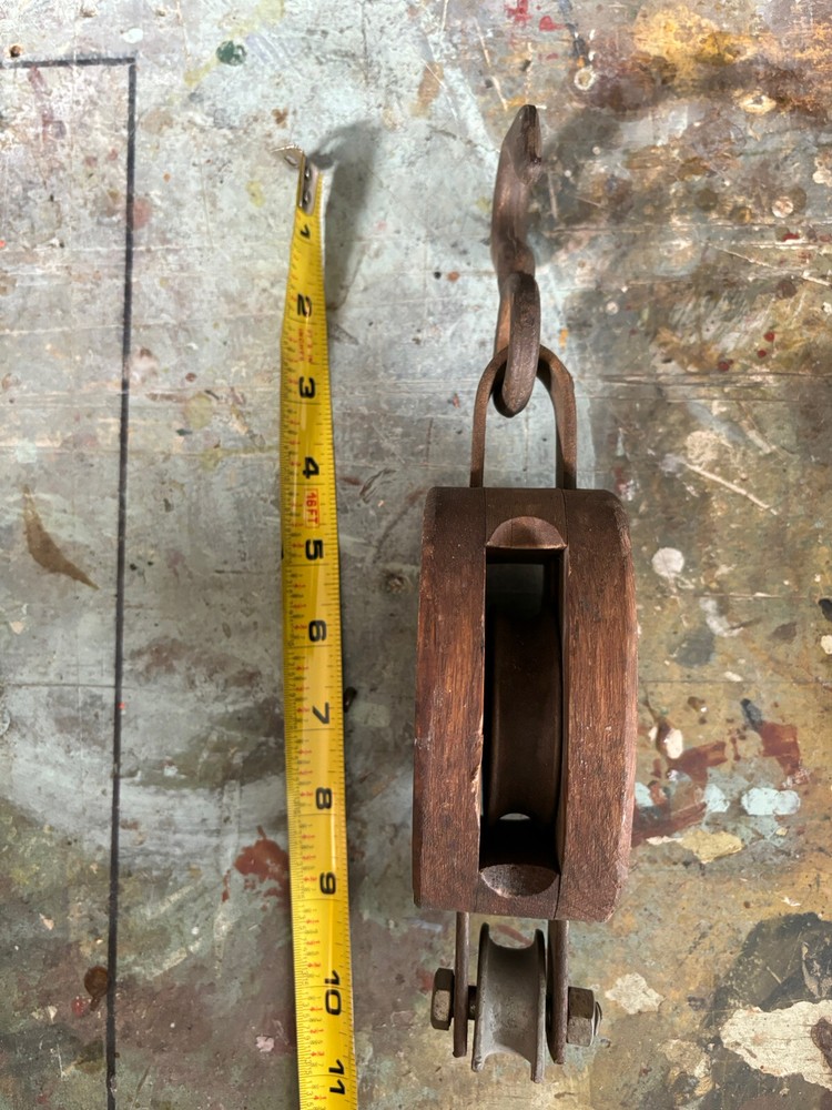 UW Wooden Pulley 4