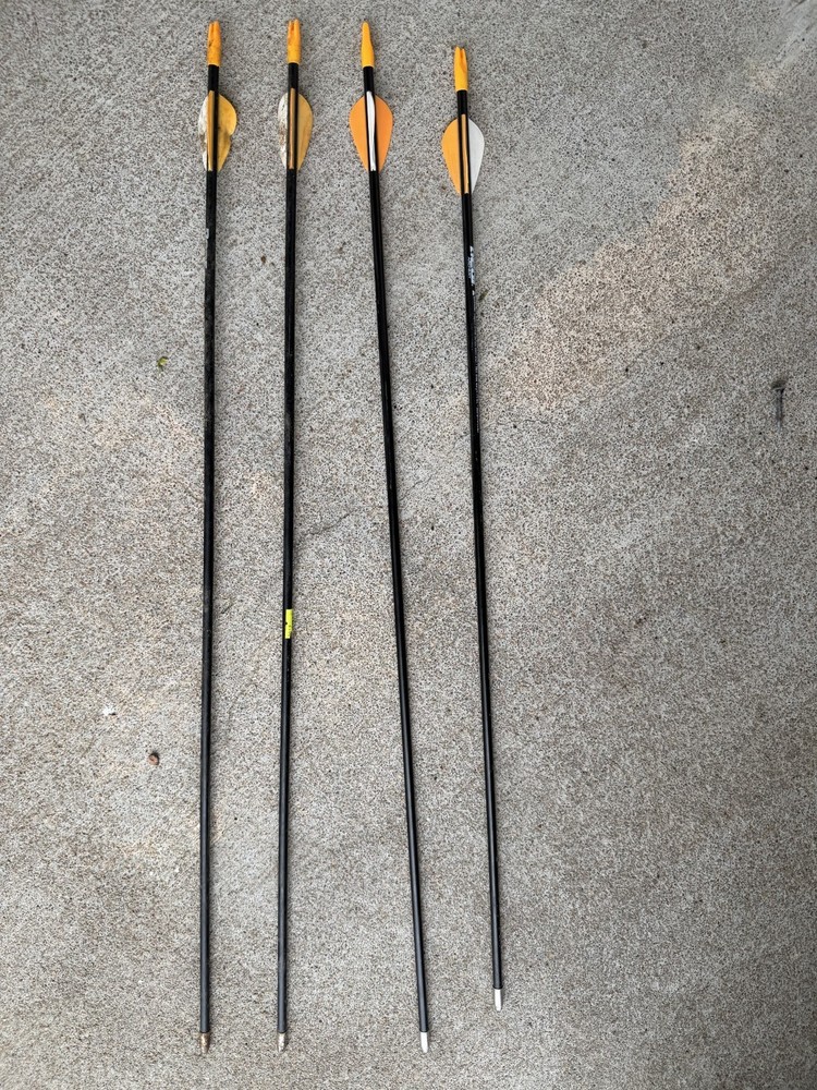 G5 Quest Radical youth compound bow (barely used)