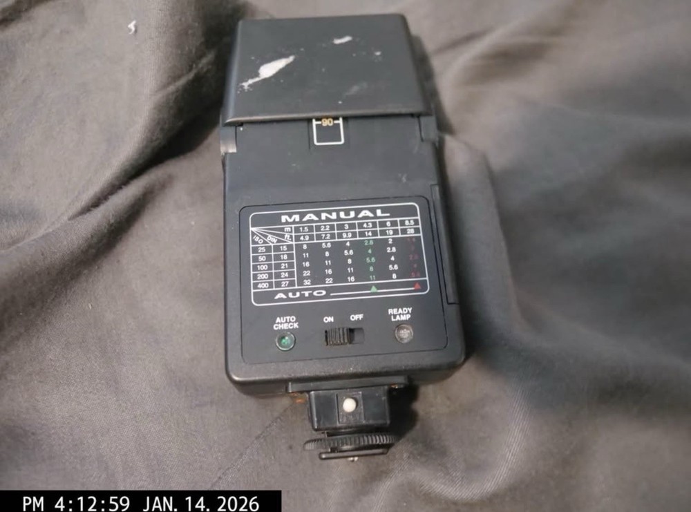 Vivitar Electronic Flash 2000 Mount Auto Manual Untested As-Is