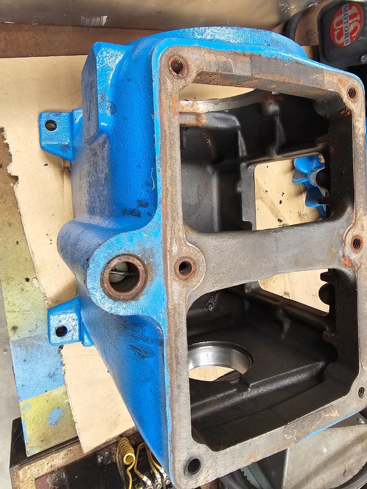 Quincy 325 Air Compressor Crankcase