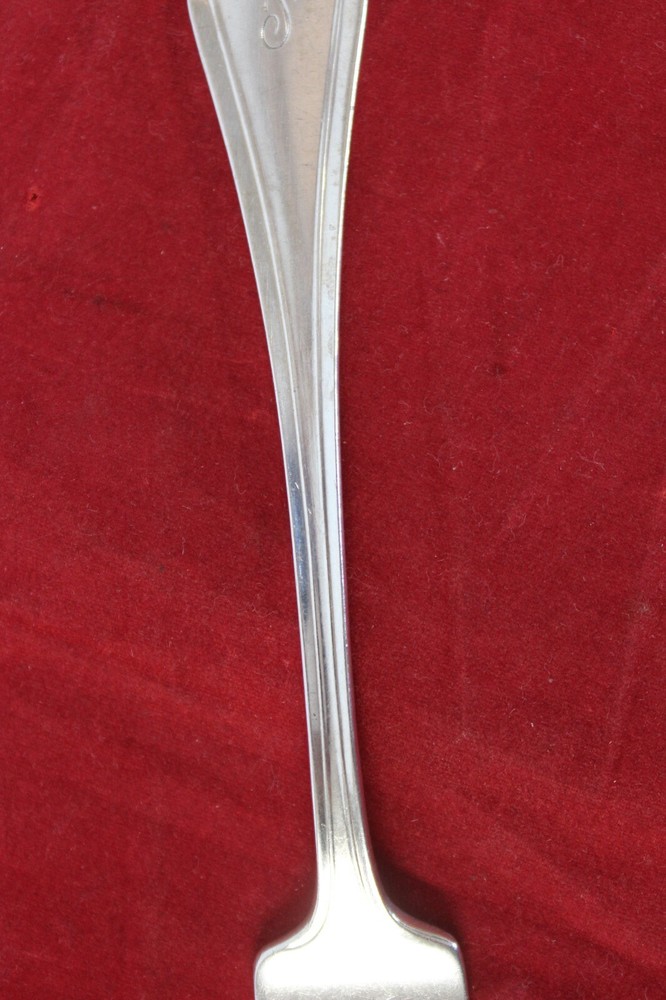 Dixie by Manchester 7-1/4" Dinner Fork (1910) "S" Monogram ~40g