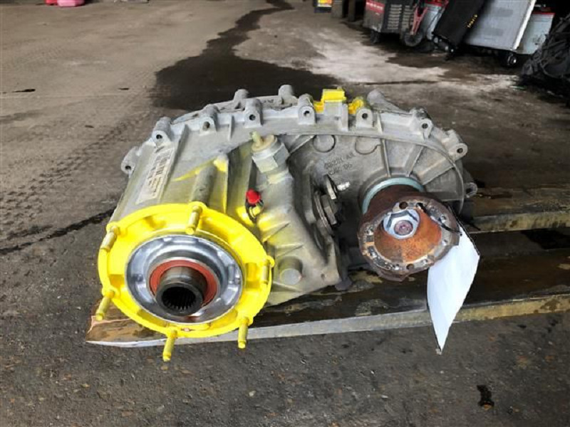 2007-2011 Jeep Wrangler Transfer Case Assembly OEM