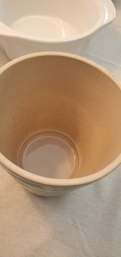 Light Tan Textured Ceramic Planter Pot