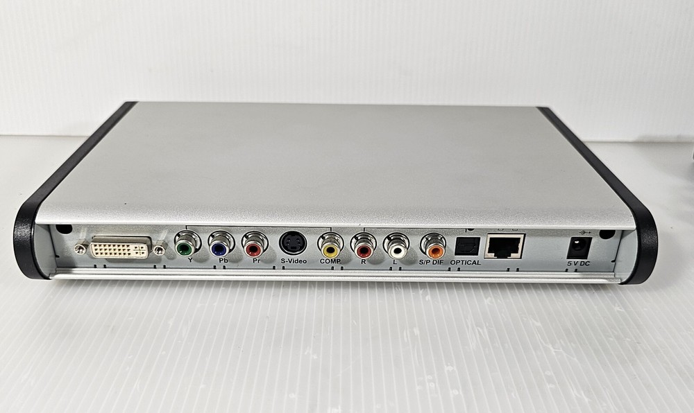 Leviton DP210 Structured Media Digital Player w Remote Control