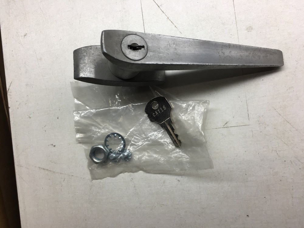 CAT15 Key with Panelboard Handle