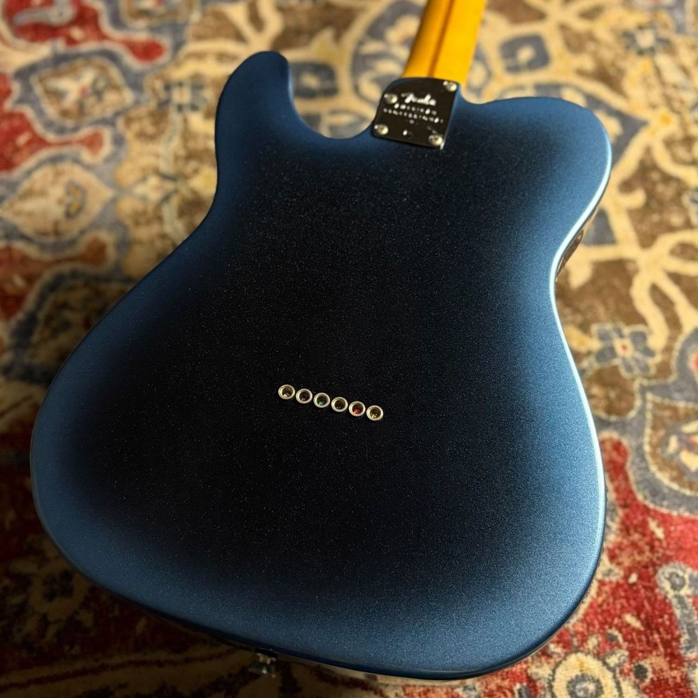Fender AMERICAN PROFESSIONAL II TELECASTER