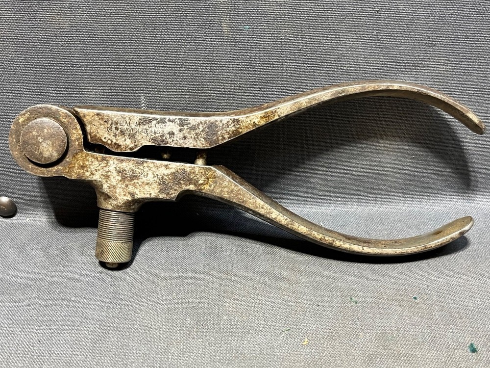 Ideal MFG Company, Vintage Reloading Tool, 25-20 Caliber