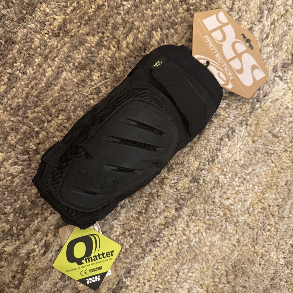 iXS Hack Race Knee Guard Black S