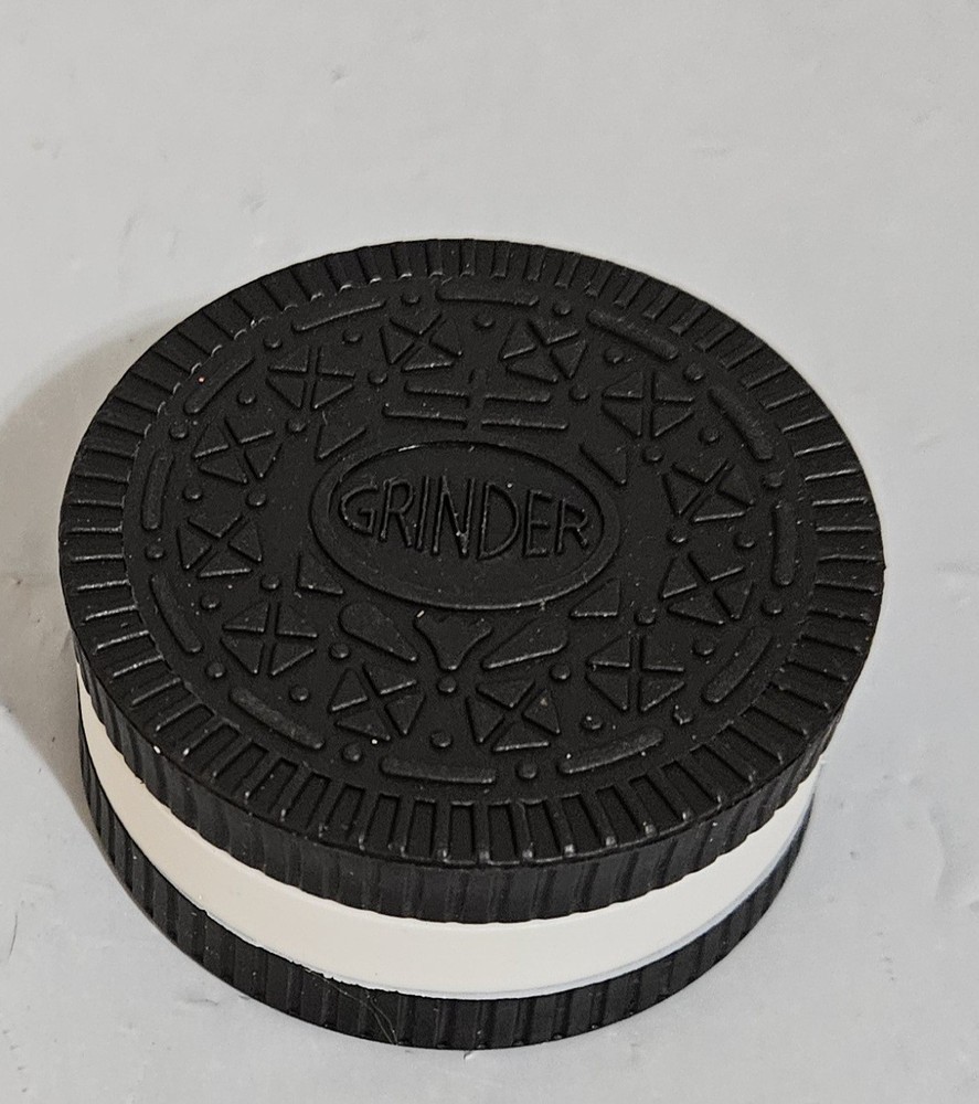 Oreo Style Grinder 2.2 Inch