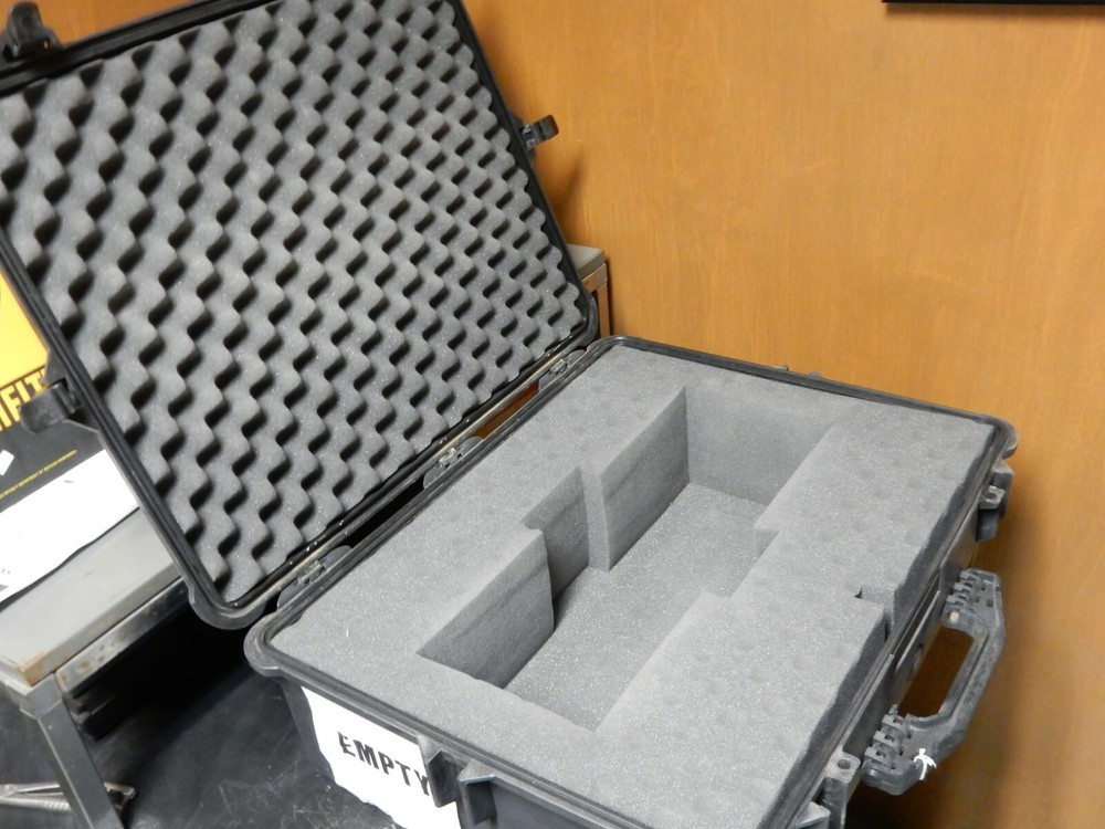 OPTICAL PADDED INSTRUMENT CASE