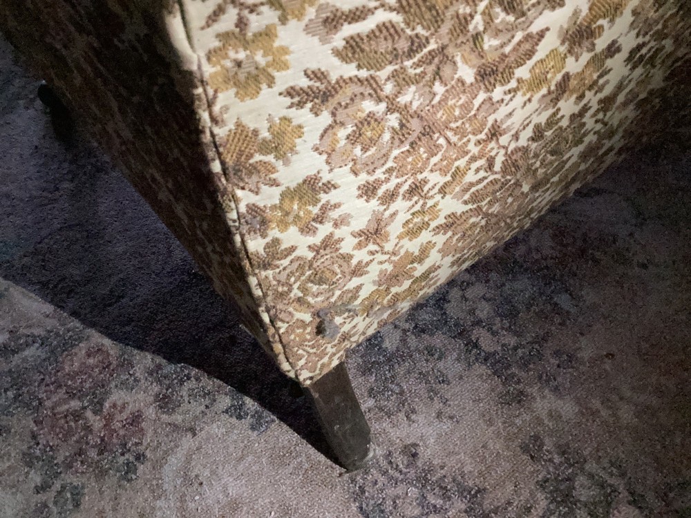 Antique Couch See Pics!!!