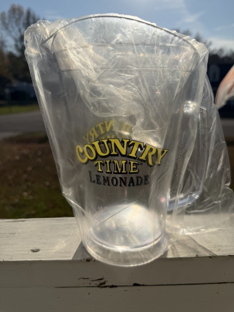 Country Time Lemonade Pitcher 2 Quart Hard Plastic