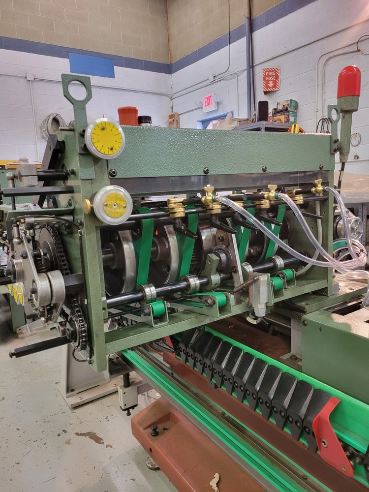 Muller Martini 1528 Cover/card Feeder