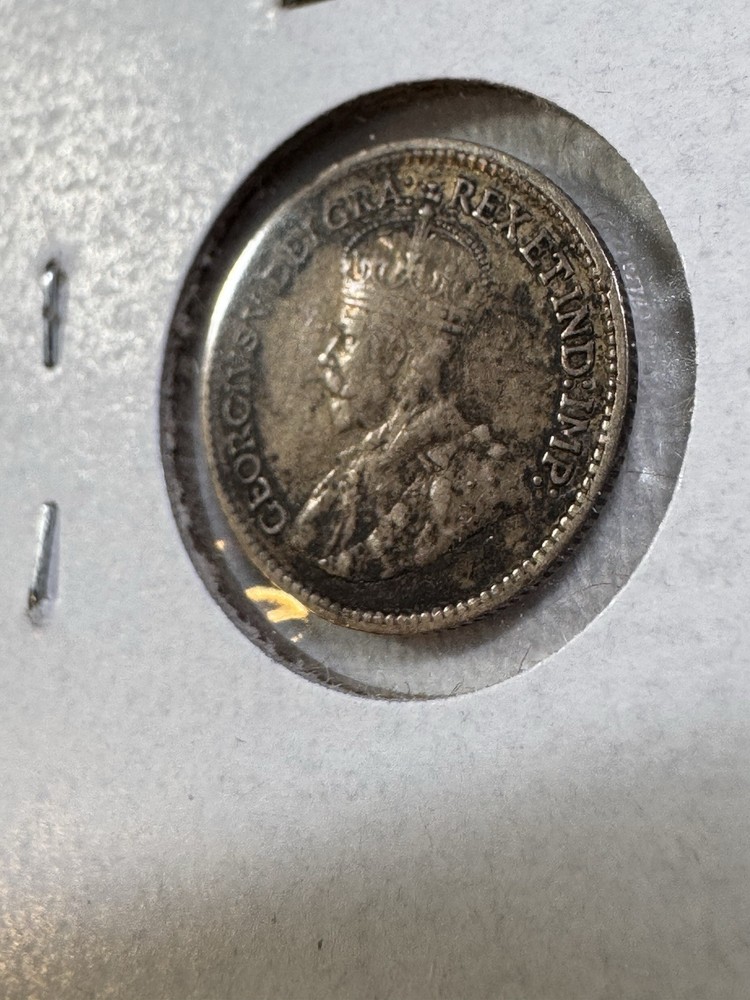 1913 Canada 5 Cents Silver Coin