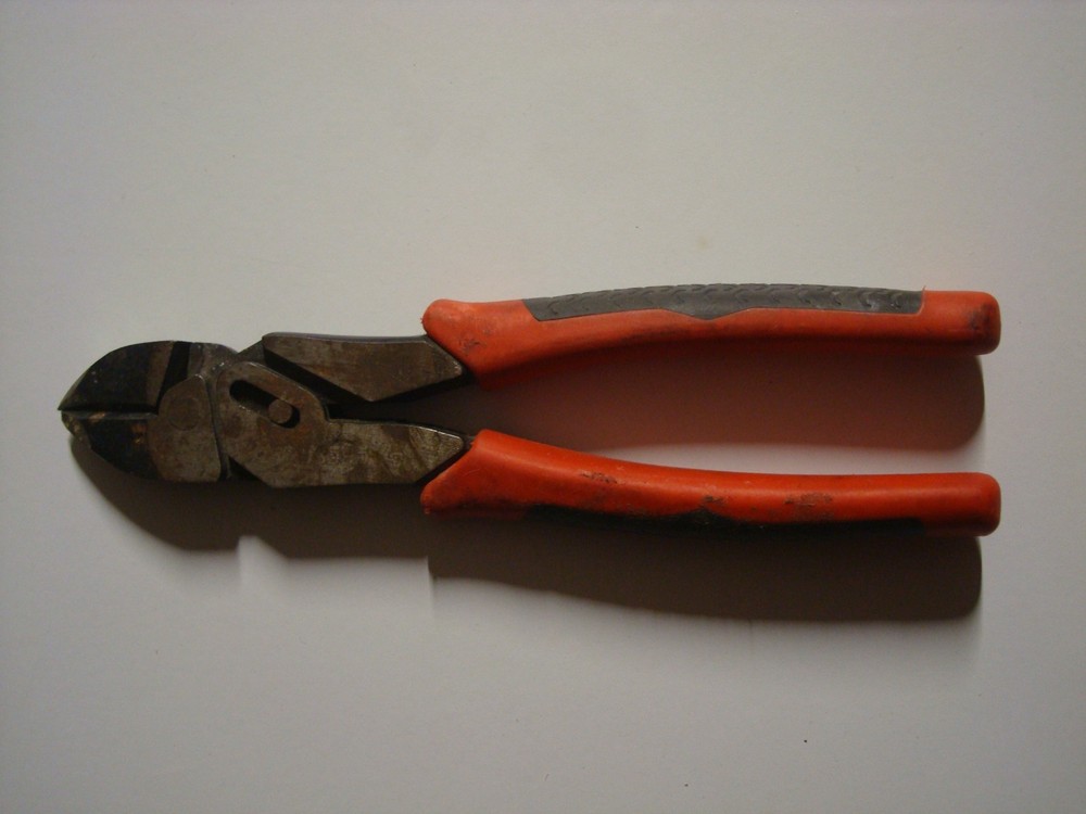 Crescent Pivot Pro 8in. Compound Action Diagonal Cutting Pliers