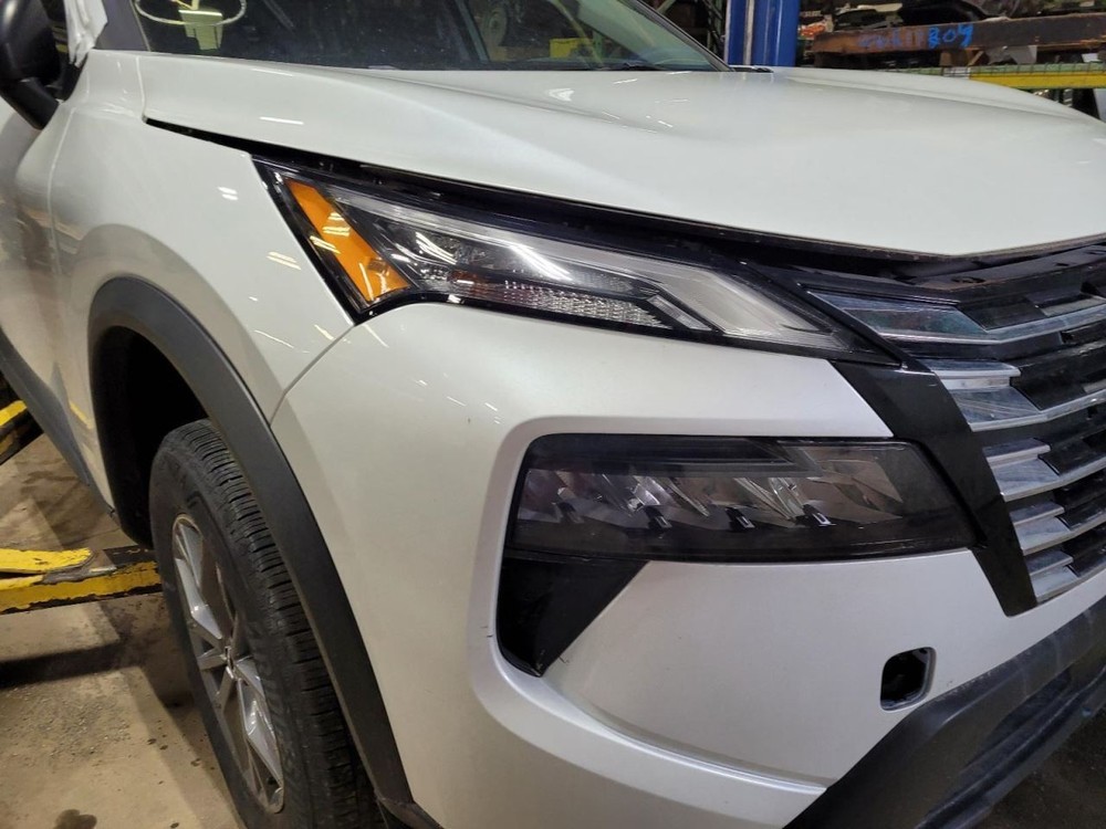 Air Shutter US Built Fits 24-25 ROGUE 2110253