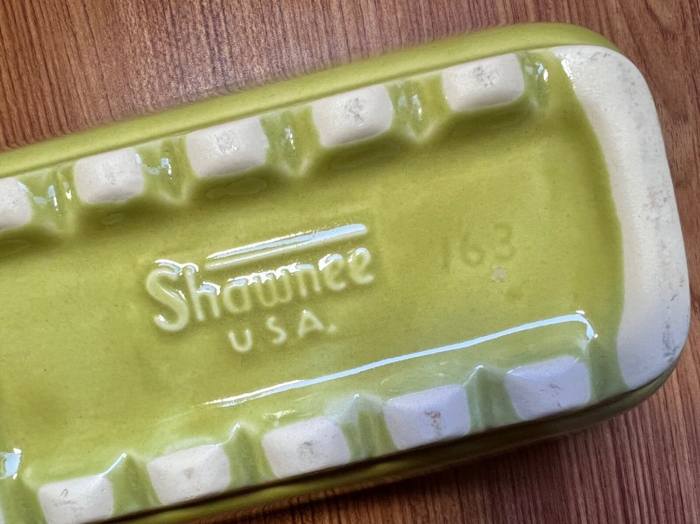 VTG Shawnee Pottery Planter Rectangular Light Green with Scalloped Base #763