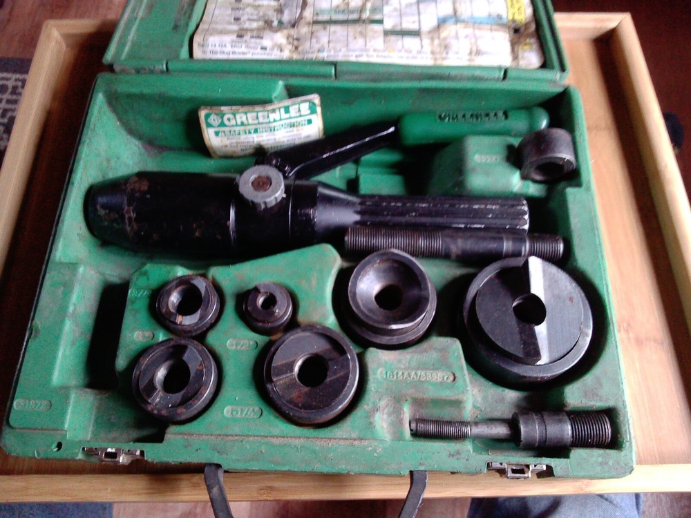 Greenlee 7806SB Quick Draw Hydraulic Punch Driver Set