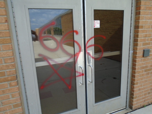 GRAFFITI REMOVER SMOOTH MAX 1 GALLON GRAFFITI SOLUTIONS