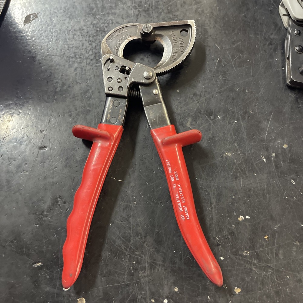 Klein Tools 63060 Ratcheting Cable Cutter