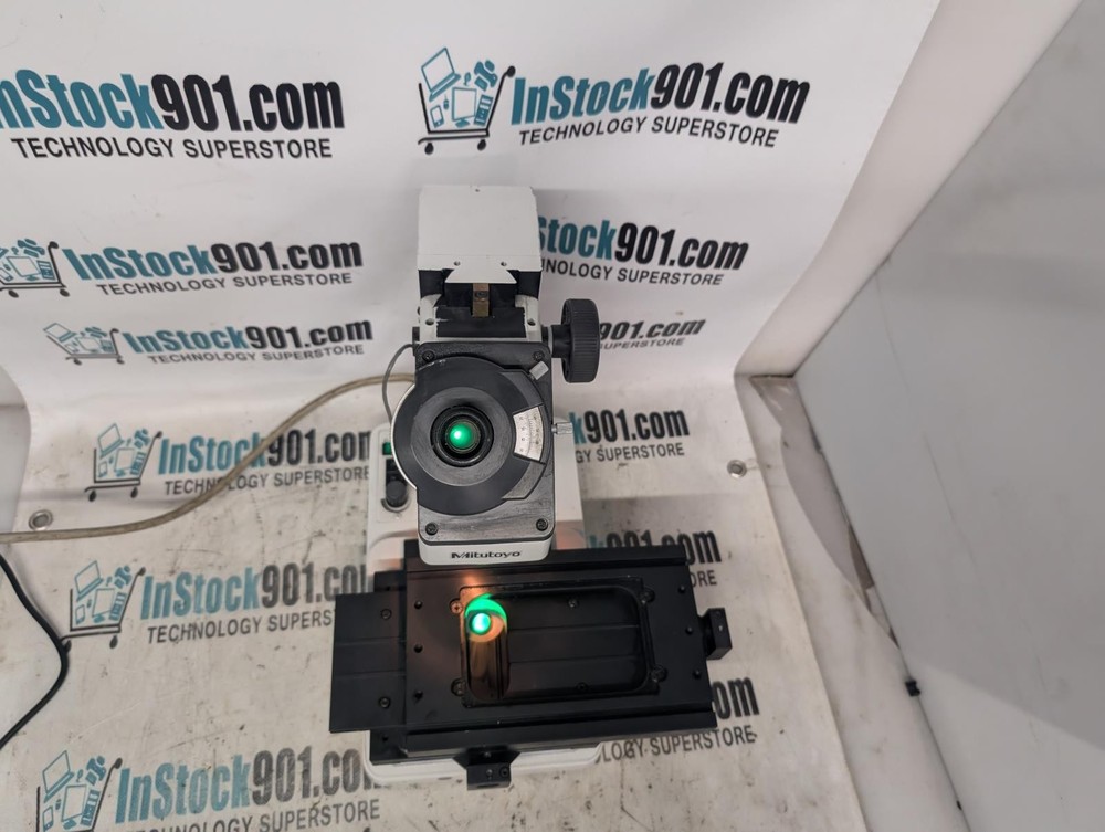 Mitutoyo Toolmaker's Microscope TM (No Camera)