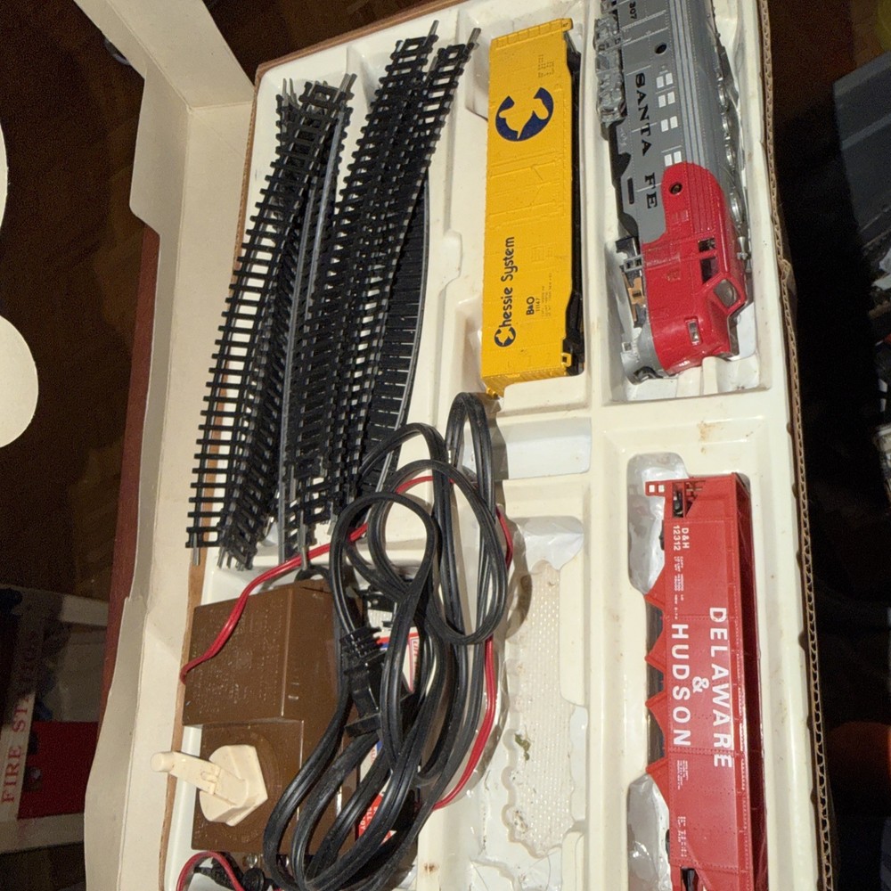 Bachmann Diesel Express vintage train set Not Complete