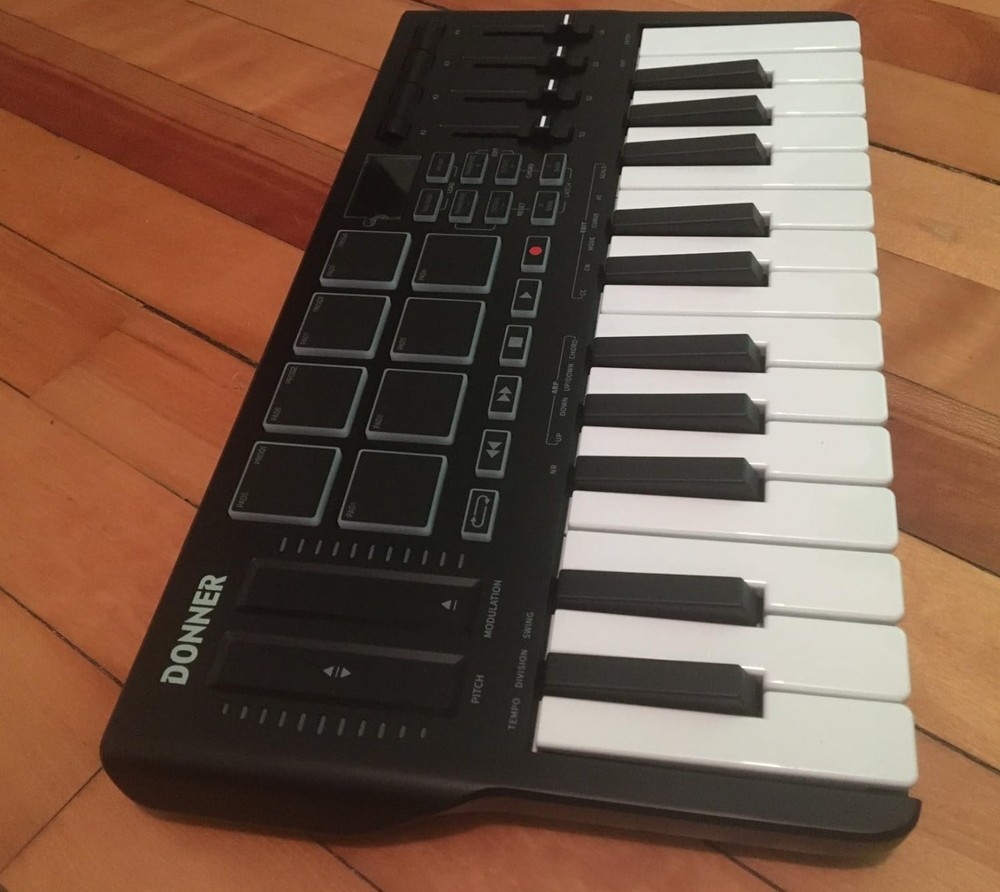 🎹Donner DMK25 Pro White MIDI Keyboard Controller With Software & Online Courses