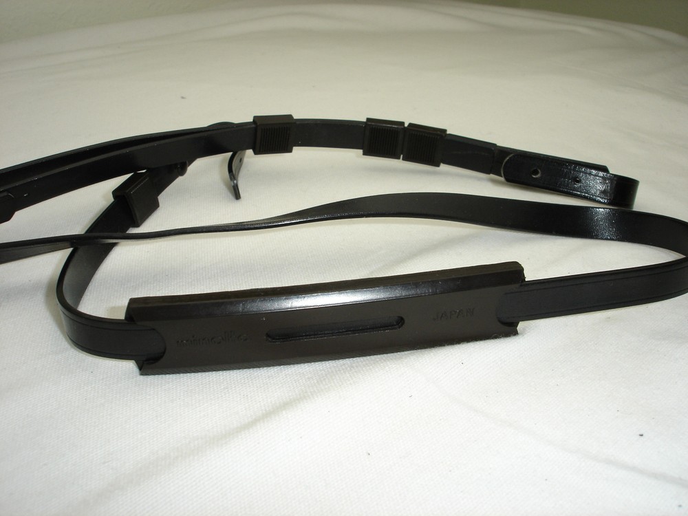 Vintage MINOLTA CAMERA NECK , VINYL STRAP #0019615