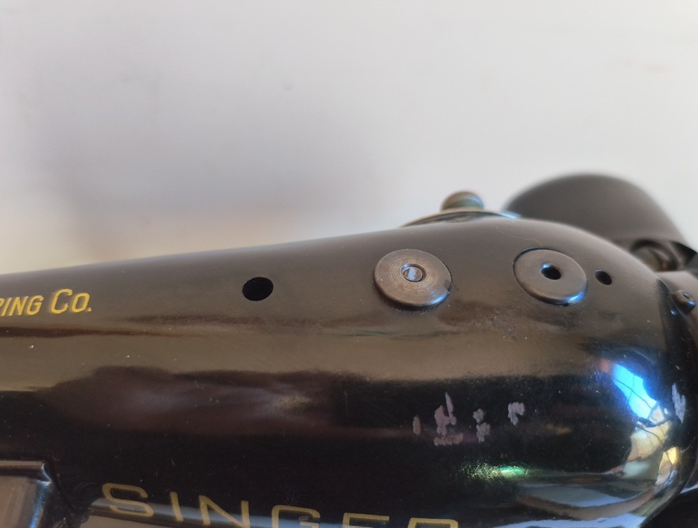 1948 Singer 201-2 Sewing Machine Tested Working read description