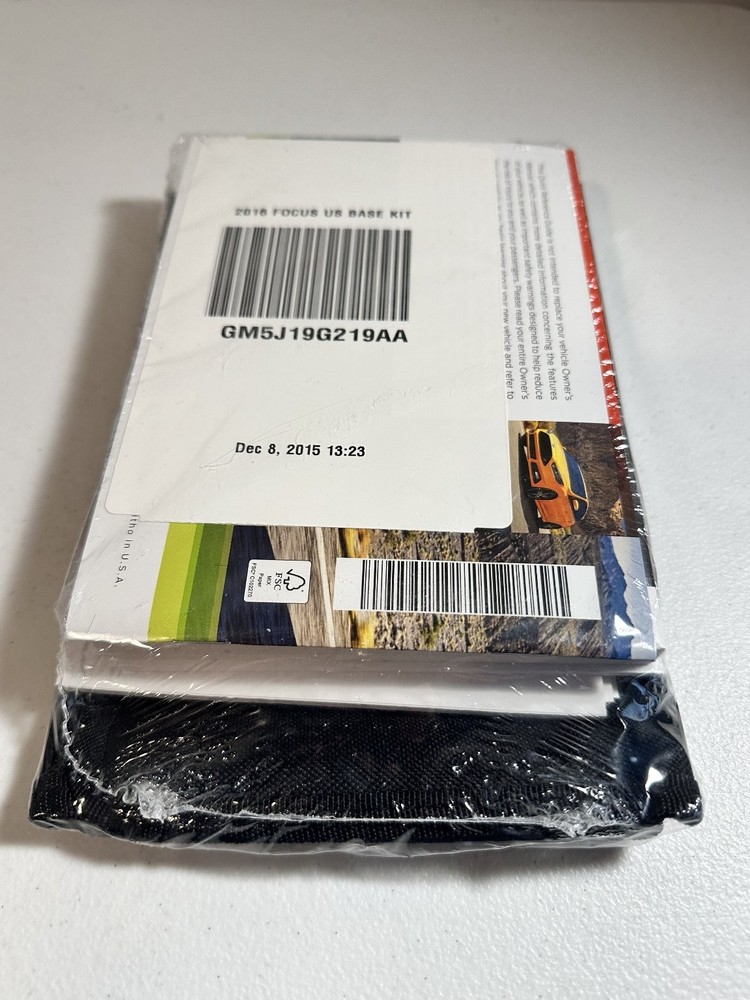 2016 Ford Focus Owner's Manual Set OEM